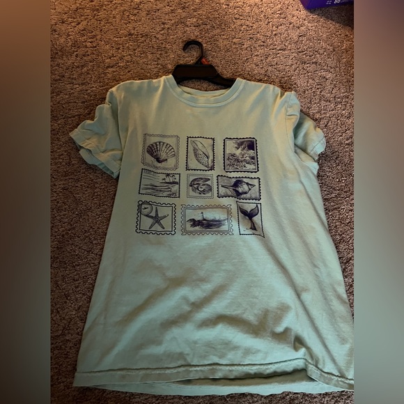 🌱🦢4 FOR $15!🦢🌱 Womens Graphic Tee - Green - Picture 2 of 2